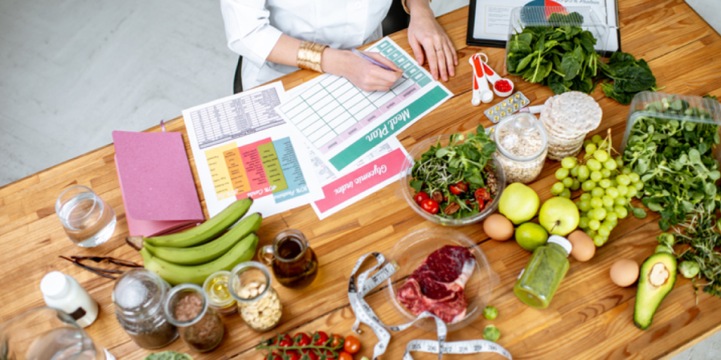 What is a Dietitian